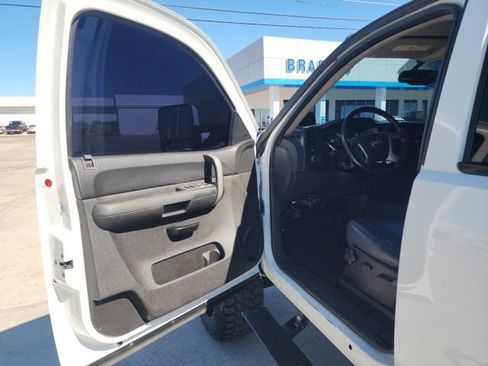 Used 2008 Chevrolet Silverado 2500 LT w/ 2LT Convenience Package RWD image 20