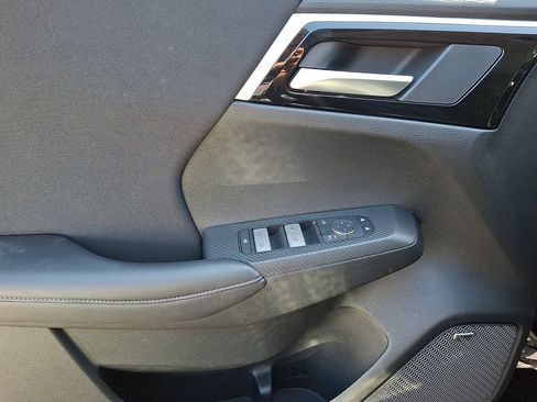 New 2026 Mitsubishi Outlander ES AWD/4WD image 8