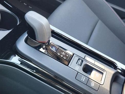 New 2026 Toyota Prius Plug-In Hybrid FWD image 15