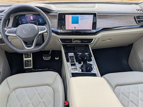 New 2026 Volkswagen Atlas SEL Premium R-Line image 18