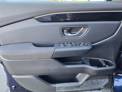 New 2025 Honda Pilot Sport image 17