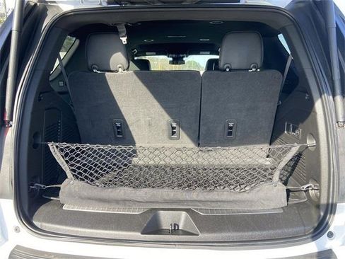 Used 2023 GMC Yukon Denali image 32