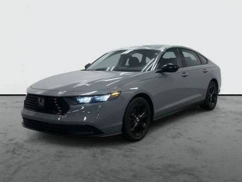 Used 2025 Honda Accord SE image 1