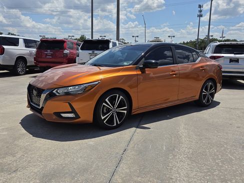 Used 2021 Nissan Sentra SR FWD image 3