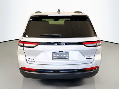 New 2025 Jeep Grand Cherokee Limited w/ Black Appearance Package AWD/4WD image 6