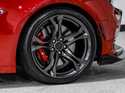 Used 2019 Chevrolet Camaro SS RWD image 41