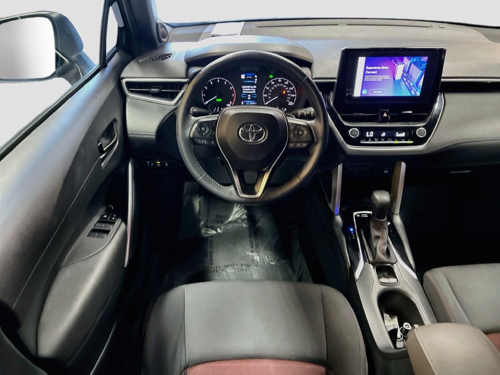 Used 2024 Toyota Corolla Cross AWD Hybrid w/ Moonroof Package image 23