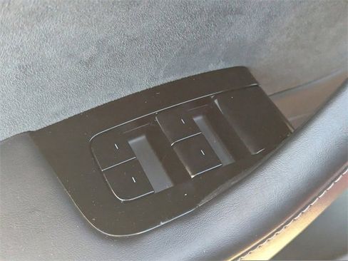 Used 2018 Tesla Model 3 Long Range image 24