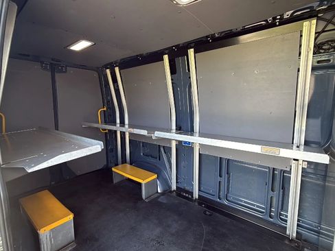 Used 2019 Mercedes-Benz Sprinter 144 image 11