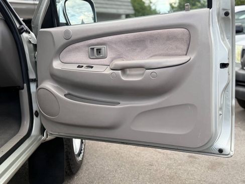 Used 2003 Toyota Tacoma PreRunner RWD image 68