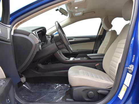 Used 2018 Ford Fusion S FWD image 10