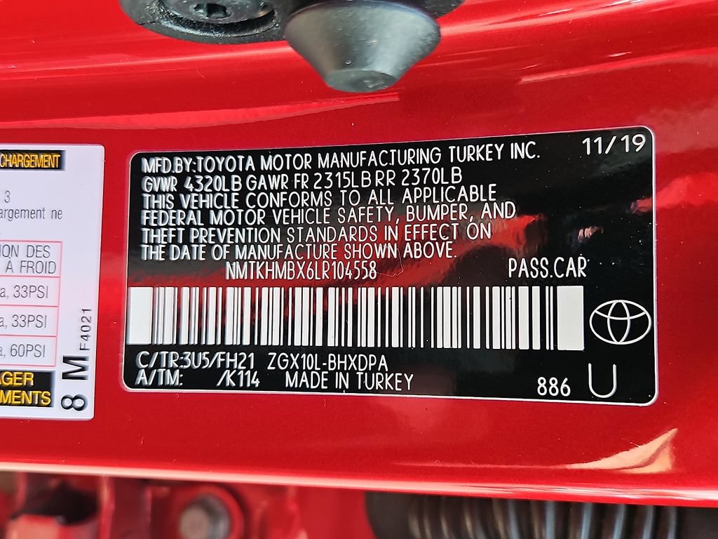 Used 2020 Toyota C-HR LE FWD image 26