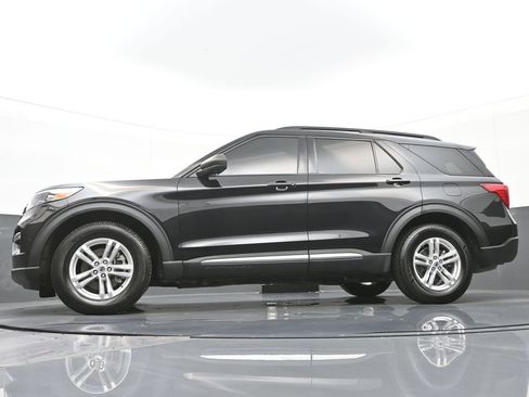 Used 2022 Ford Explorer XLT w/ Equipment Group 202A RWD image 45