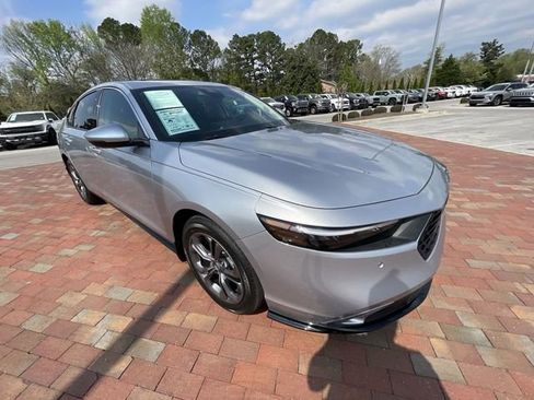 Certified 2024 Honda Accord EX-L image 38