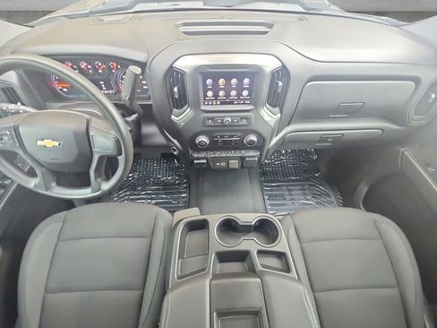 Used 2025 Chevrolet Silverado 2500 Custom w/ Custom Value Package image 20