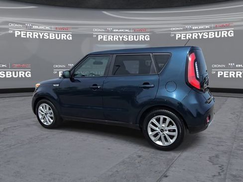 Used 2018 Kia Soul + FWD image 6