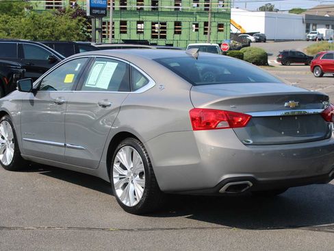 Certified 2018 Chevrolet Impala Premier w/ Premier Confidence Package FWD image 5