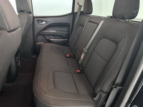 Used 2020 Chevrolet Colorado LT image 18