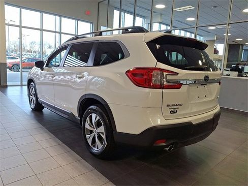 Certified 2024 Subaru Ascent Premium w/ Convenience Package image 4