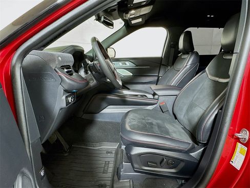 Used 2025 Ford Explorer ST image 20