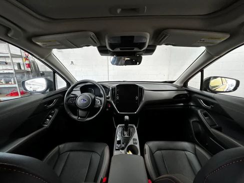Used 2024 Subaru Crosstrek 2.5i Limited w/ Crosstrek Mirror Package AWD/4WD image 10