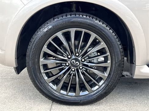 Certified 2024 INFINITI QX80 Sensory image 7