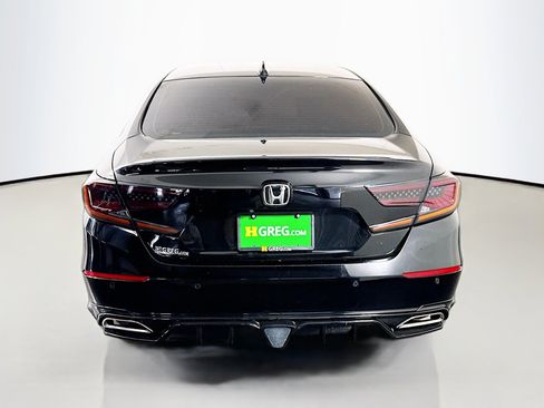 Used 2021 Honda Accord Touring image 8