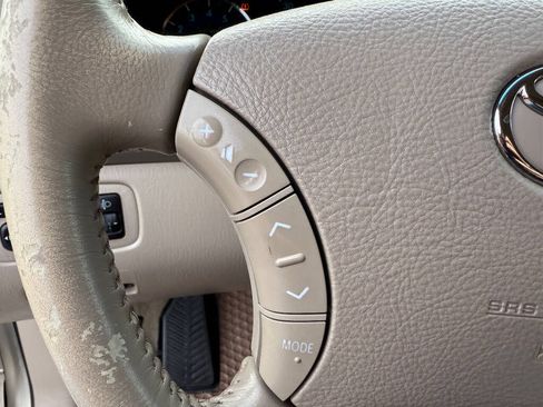 Used 2007 Toyota Sienna XLE image 31