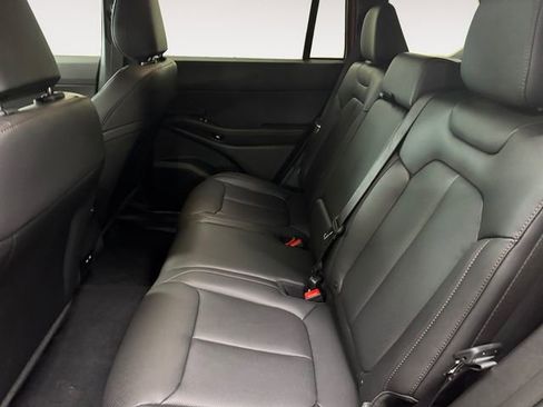 New 2026 Jeep Cherokee Limited AWD/4WD image 21