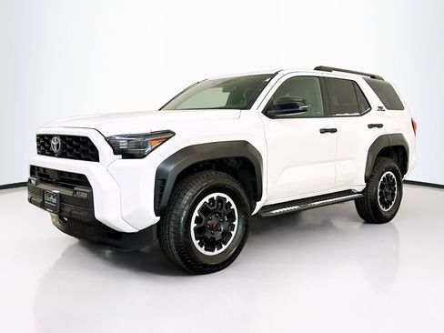 Used 2025 Toyota 4Runner TRD Off-Road image 3