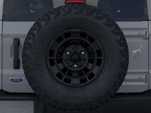 New 2026 Ford Bronco Badlands image 24