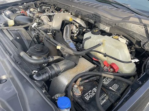 Used 2021 Ford F550 4x4 Regular Cab Super Duty image 10