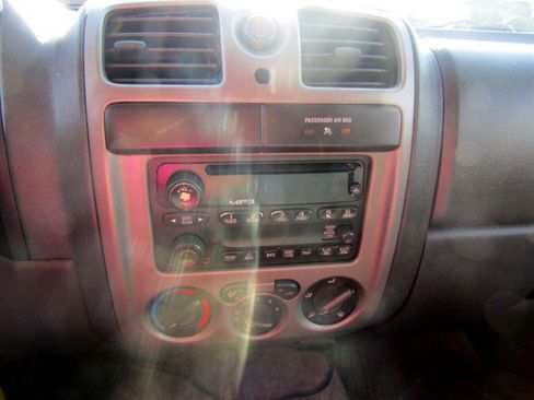 Used 2006 Chevrolet Colorado LT image 15