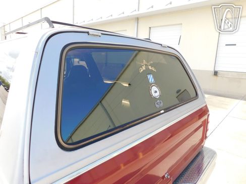 Used 1988 Dodge Ramcharger 2WD image 40