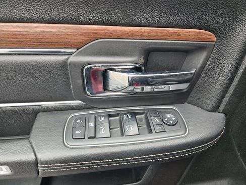 Used 2018 RAM 2500 Laramie AWD/4WD image 13