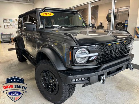 Used 2024 Ford Bronco Wildtrak AWD/4WD image 1
