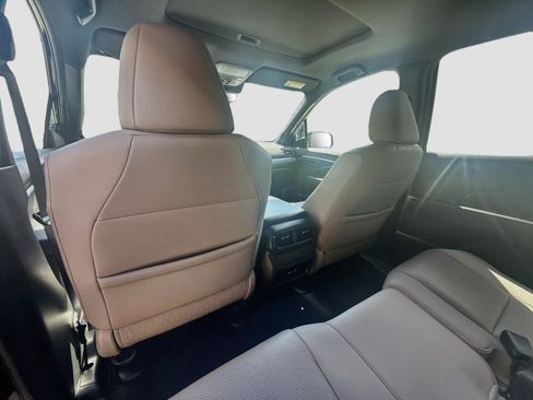 Certified 2024 Honda Passport EX-L image 24