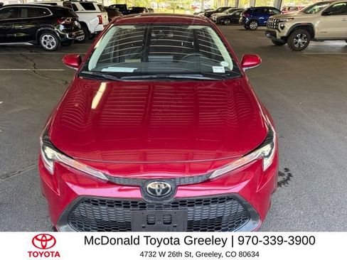 Used 2022 Toyota Corolla LE w/ LE Convenience Package FWD image 2