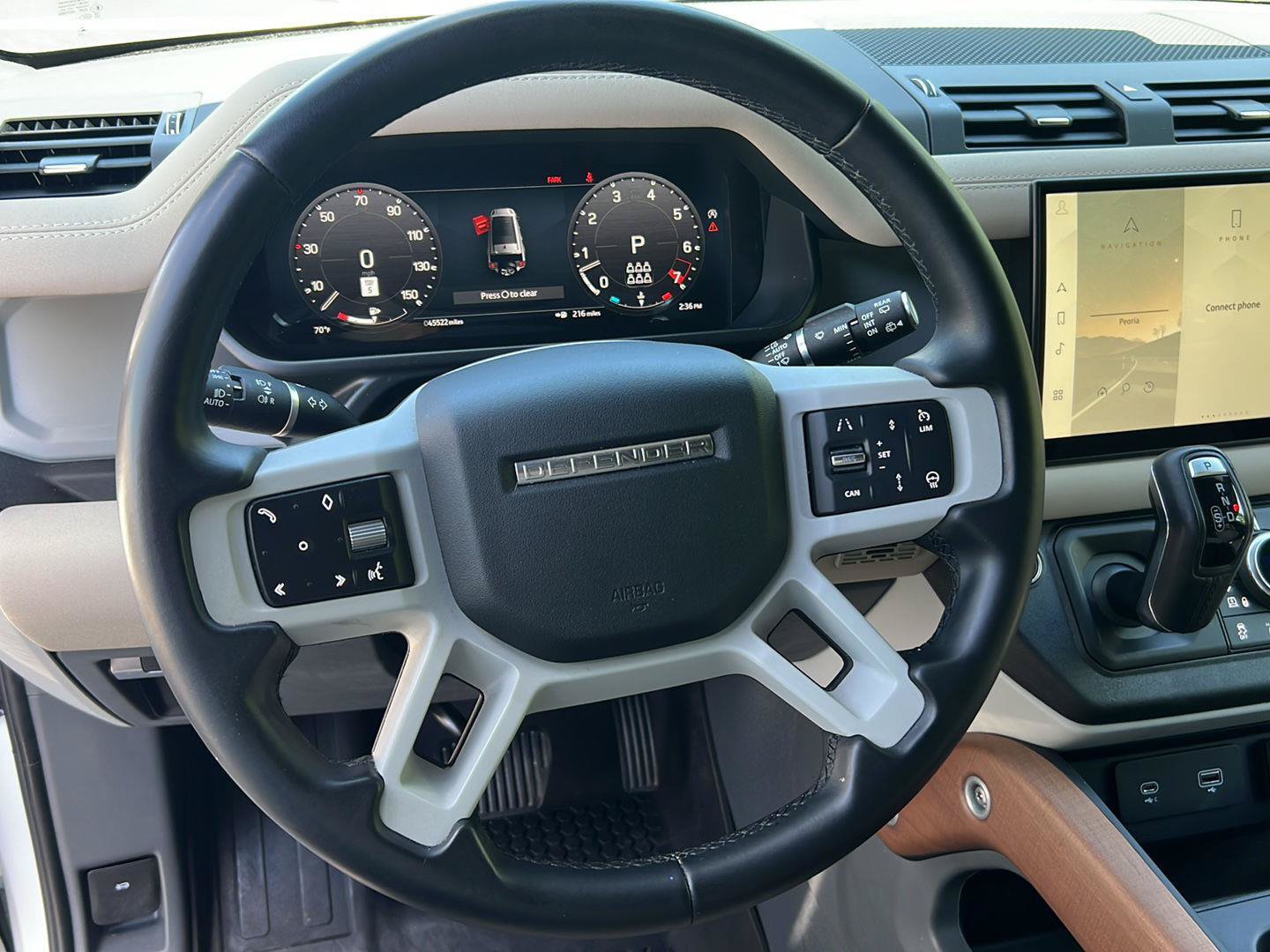 Certified 2023 Land Rover Defender 130 X-Dynamic SE AWD/4WD image 11