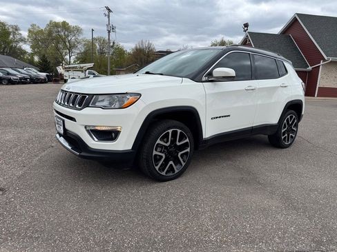 Used 2018 Jeep Compass Limited w/ Navigation Group AWD/4WD image 10