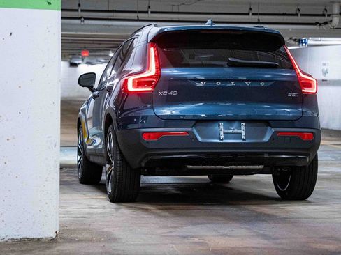 New 2026 Volvo XC40 B5 Ultra w/ Protection Package Premier AWD/4WD image 5