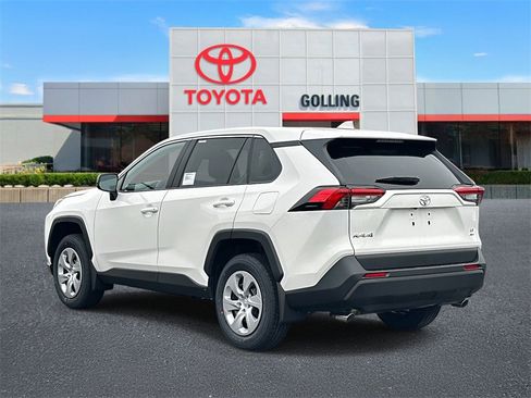 New 2025 Toyota RAV4 LE image 4