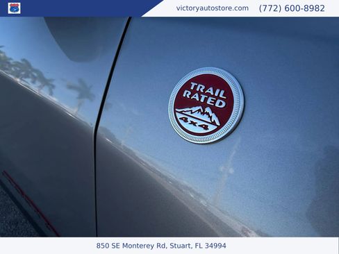 Used 2019 Jeep Compass Trailhawk w/ Cold Weather Group image 16