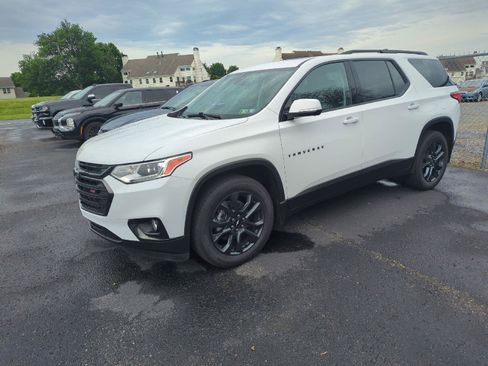 Used 2021 Chevrolet Traverse RS AWD/4WD image 3