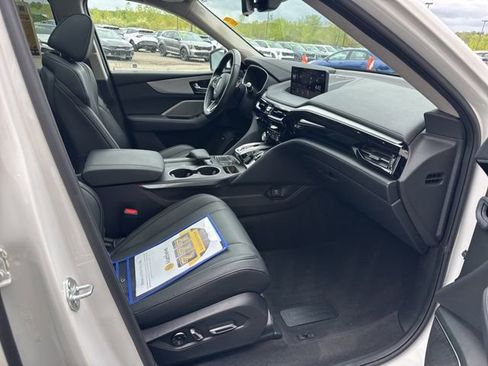 Used 2023 Acura MDX SH-AWD image 19