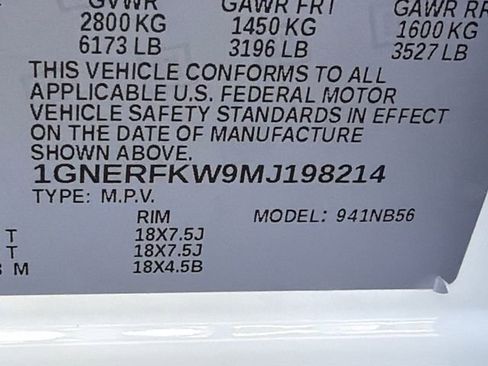 Used 2021 Chevrolet Traverse LS w/ LPO, Floor Liner Package FWD image 31