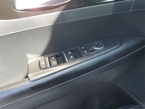 Used 2019 Kia Forte EX image 24