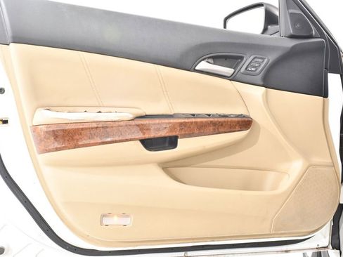 Used 2011 Honda Accord EX-L image 24