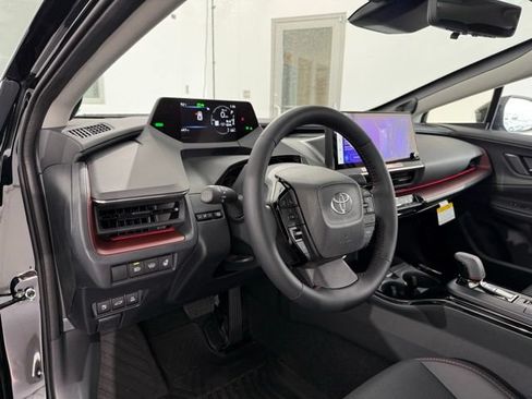 New 2025 Toyota Prius Plug-In Hybrid FWD image 26