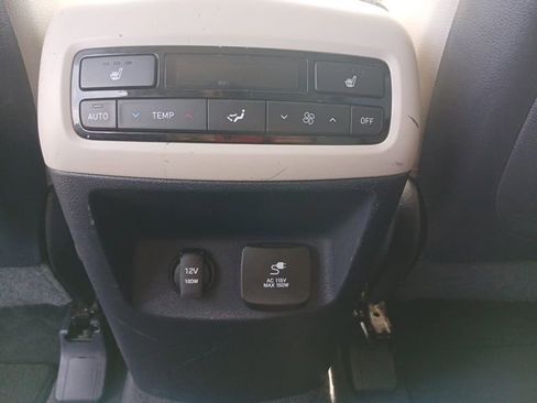 Used 2021 Hyundai Palisade SEL w/ Premium Package image 12